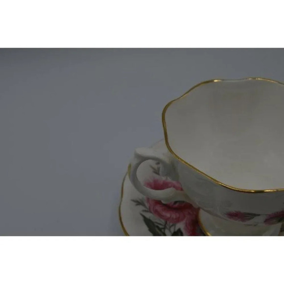 Royal Albert Hawthorne  Thistle Teacup and Saucer - Picture 4 of 10
